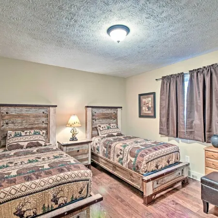 Comfy Jasper Getaway w/ Community Amenities!