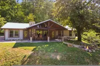 Private 15 Acres Wpond, Hot Tub, Game Room