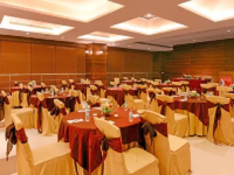 Vijaya Tej Clarks Inn Hotels in Patna