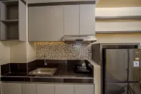 ALTUZ Apartment By Apartku