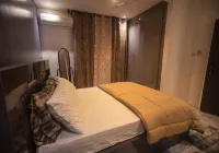 Luxury two bedroom fully furnished wifi and tv Hotel dekat Kumasi Central Mosque