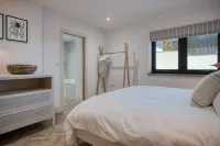 Wisemans House Apartment 2 - Wisemans Bridge - 4-Star