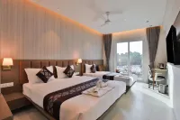 HOTEL BAWA INN Các khách sạn ở Surat