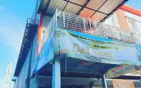 DNK Home Alauddin Hotel dekat Paket Tour Samalona dan Pulau Makassar