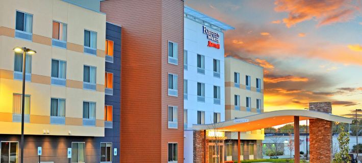 Fairfield Inn & Suites Omaha Northwest Hotels in Douglas County