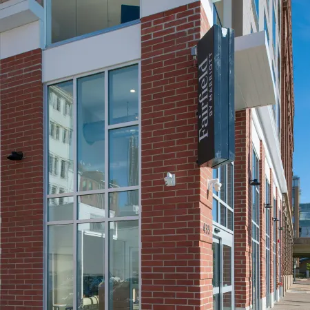 Fairfield Inn & Suites Pittsburgh Downtown Отели рядом с достопримечательностью «Привокзальная площадь»
