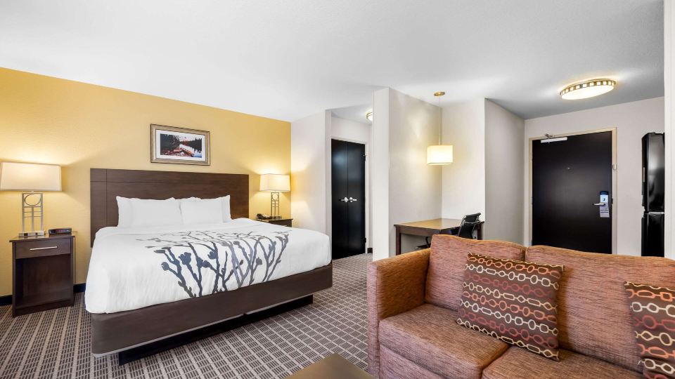 Sleep Inn & Suites West-Near Medical Center