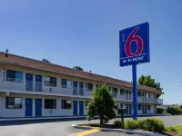 Motel 6 Tumwater, WA - Olympia Отели в г. Тумуотер