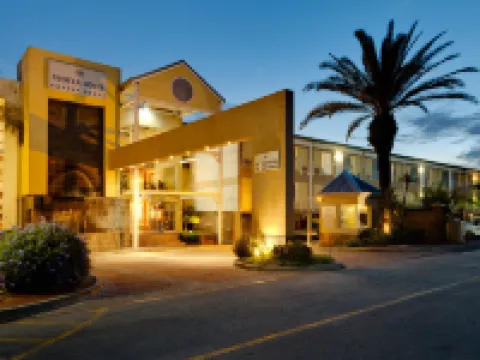 プロテア ホテル バイ マリオット ナイズナ キーズ クニスナのホテル