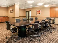 Comfort Inn & Suites Omaha Central Hotels near Fun Plex