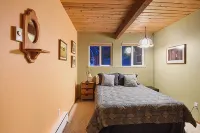 Comfy Alpine Meadows Endless Fun