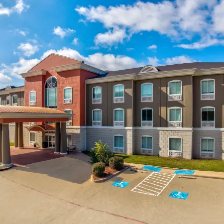 Holiday Inn Express & Suites ATHENS by IHG