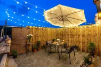 Minimalist One Hauz Khas Village Hotels near Welcome Gurugram