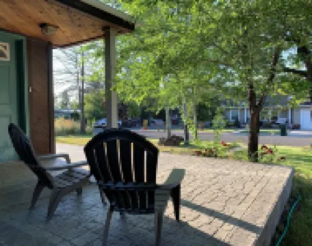 Roomy, 3 bed room house on the South side of town!
