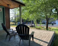 Roomy, 3 bed room house on the South side of town!