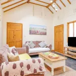 Barn Conversion at the Old Watermill - Snowdonia & Zip World Around the Corner.