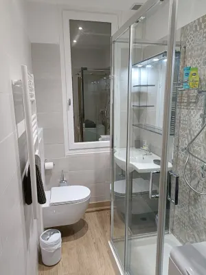 Spacious studio, ideally located