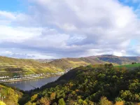 Fantastic view of the Rhine, high altitude of the Rhine above Bacharach, up to 6 people Hotels in Bacharach