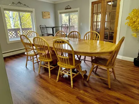 The Dam Overlook • 3 Min Walk to the Lake • Hot Tub • Game Room