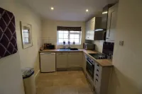 Yard House Cottage 1 Hotels in Sherborne