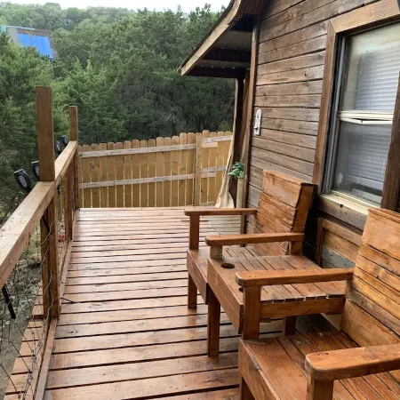 Romantic Cabin: Hot Tub, Pet Friendly, 2m Whitewater, Concierge, Private Driver