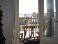 Delightful 1 bedroom, walk out balcony.  Near four major hospitals & WPAFB Hotels in Kettering