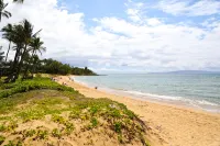 Oceanfront, Split A/C, incredible sunsets, king bed, remodeled October 2023