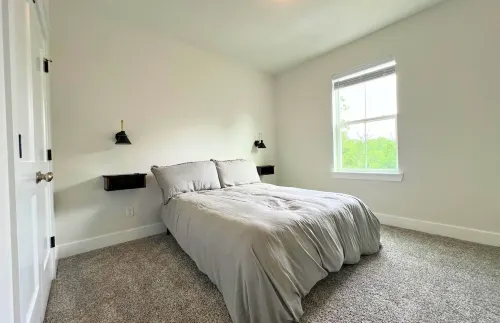 Getaway in the Woods - 2-Bed/1 Bath Apartment Near Texas A&M