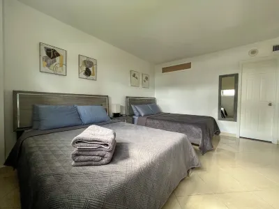 Modern Condo Of Views, Ocean beach across the street!!!