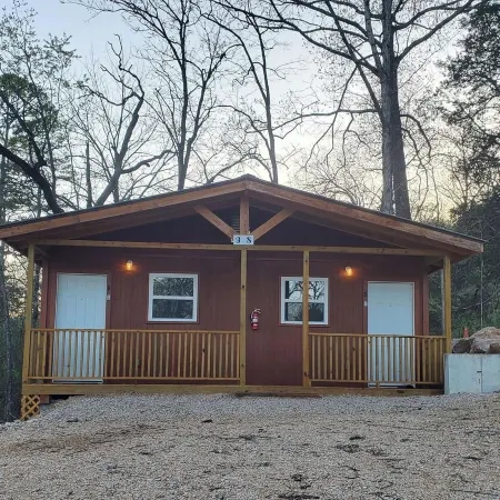 Hogan's Hideout Cottage #8