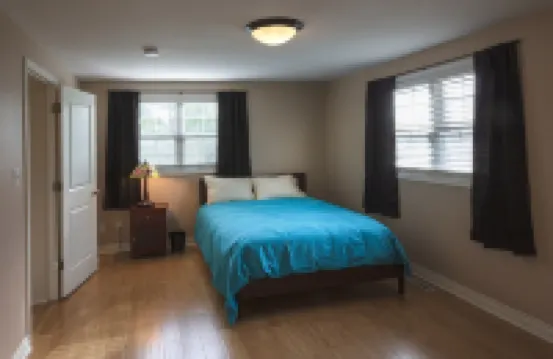 Downtown Boulder Oasis. 3 Blocks from Pearl St Mall. 4 bedrooms and 2 full baths