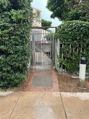 Just a few steps to stairs to ocean! Gated. The Sanctuary at South Sierra