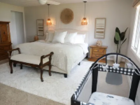 Lake Ontario's Family Retreat: Natural Peace and Modern Luxuries グリースのホテル