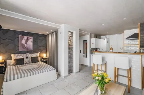 Villa Nui Guest House