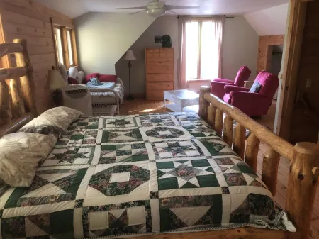 Cabin at Falls Romantic All Seasons Wonderland