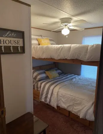 Buchanan Resort 2 Bed/ 1 Bath Lake Retreat