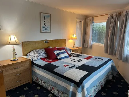 Oceanfront All A Round Views - Pet Friendly!