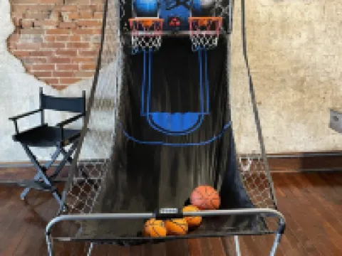 Large Unique 2-Bedroom Gamed Themed Loft Hotels in Fulton