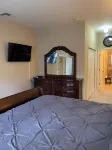 Cozy Family Condo 2 miles from Disney! 3 Bedroom, 2 Bath / Sleeps 10-12 Hôtels à proximité de : Walmart Supercenter