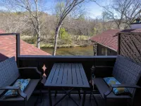 Dachgeschoss - Loft apartment with a view of the river