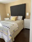 5 miles to Okemo/Ludlow, 25 Acre Playground, Great Ski or Summer Rental