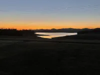 Lakehouse with Gorgeous Lake Views Hotele w: Grainger County