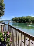 PERFECT LOCATION! Sloping lot, mountain view,  and great cove!
