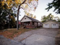 The Landing is a Cheerful 3 bedroom 2 bath home! アチソンのホテル