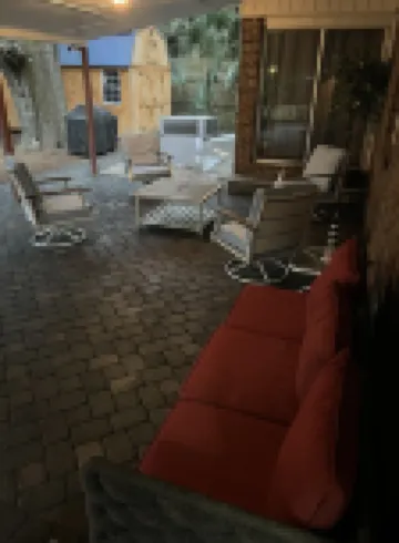 Enjoy Charlestons History & Carolina Sun -  3BR 2 BATH Old Mt. Pleasant