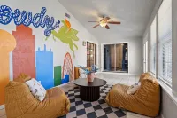 4bd Near Airport & Downtown - Volleyball - Games