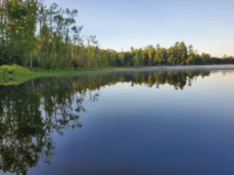 Roomy lakefront cabin near the trails Hotels in Iron County