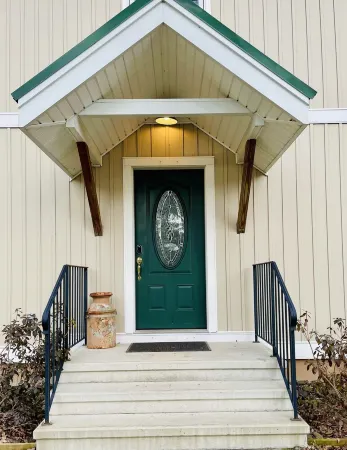 ⭐ Spacious Lake House Just Minutes From The Slopes ⭐