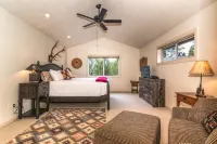 21 Quelah Lane Adventure Lodge - 4BR/3.5BA, 2 Master suites, A/C, Bikes, & SHARC