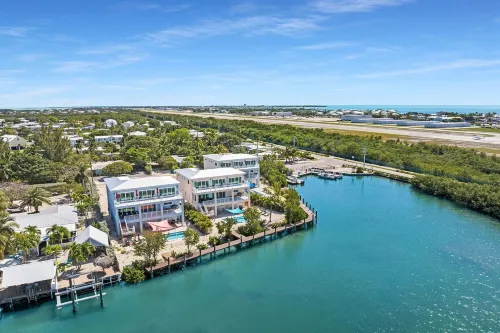 Brand new 5bed/6bath pool w/45 foot dockage - available with 2 more homes